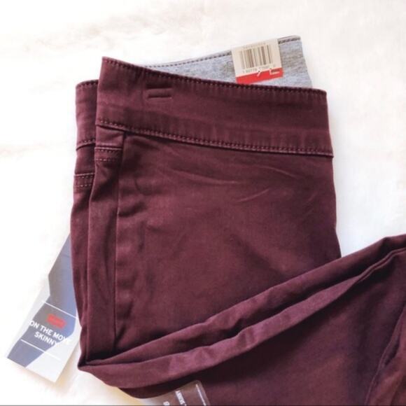 Levi's On The Move Skinny Maroon 27x28 Jeans - Picture 5 of 7